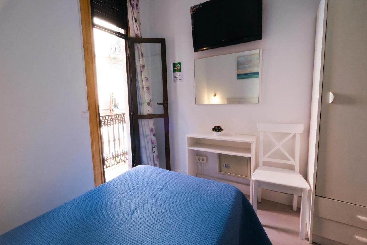 Hostal Ramos Barcelona Ngoại thất bức ảnh
