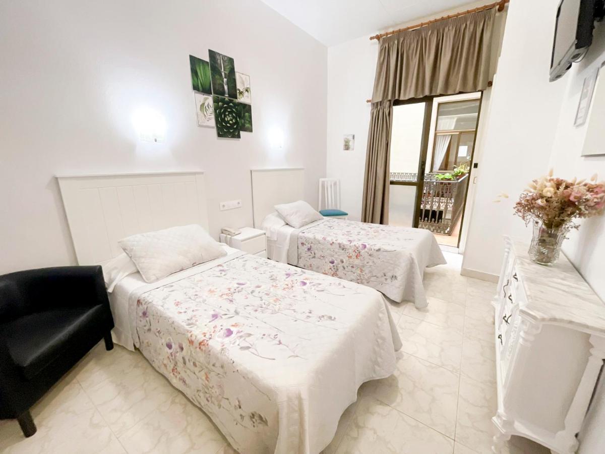 Hostal Ramos Barcelona Ngoại thất bức ảnh