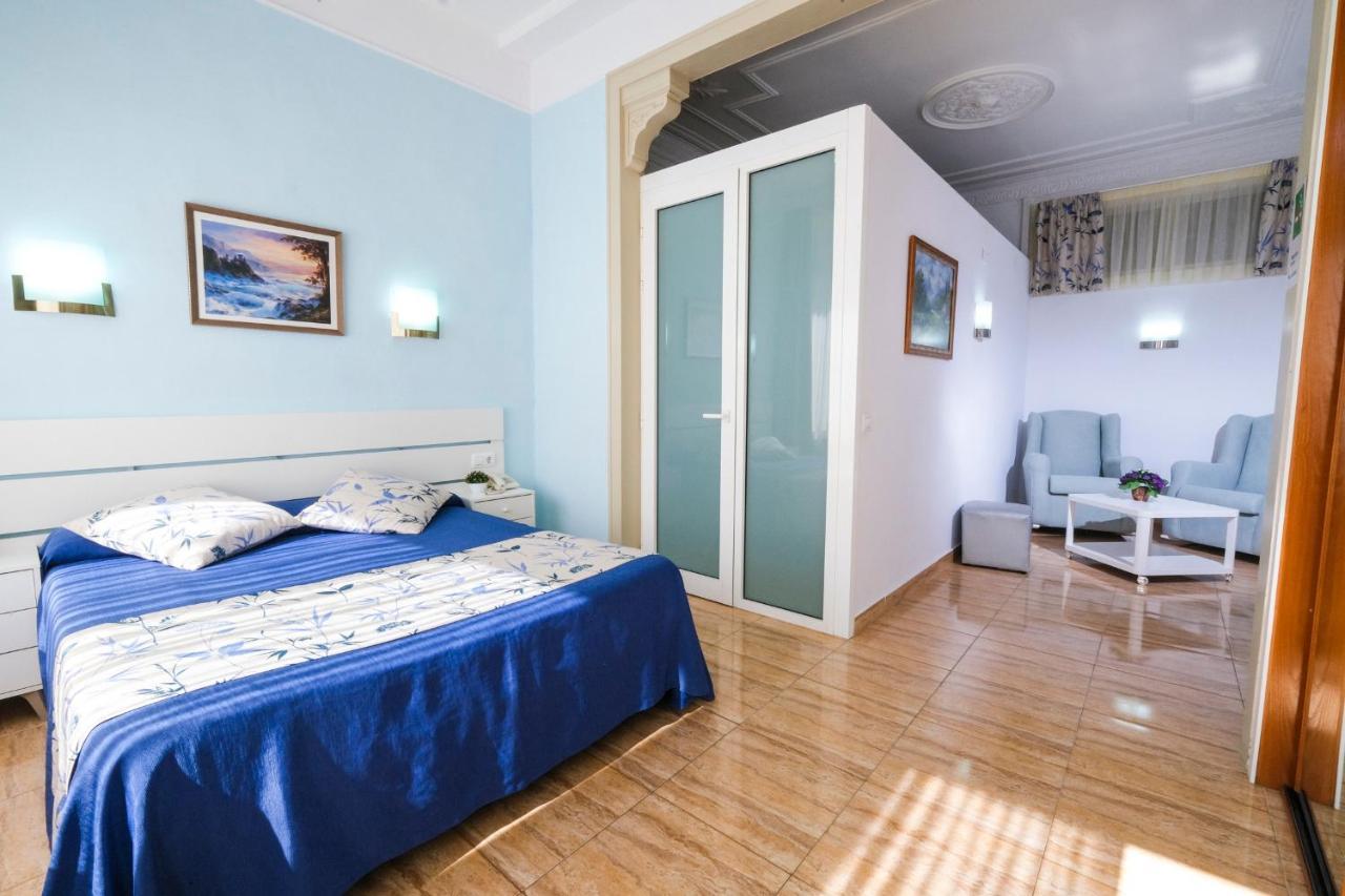 Hostal Ramos Barcelona Ngoại thất bức ảnh