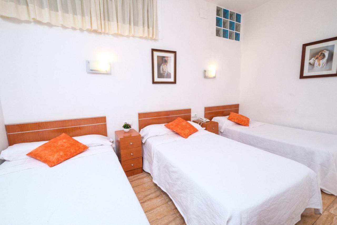 Hostal Ramos Barcelona Ngoại thất bức ảnh